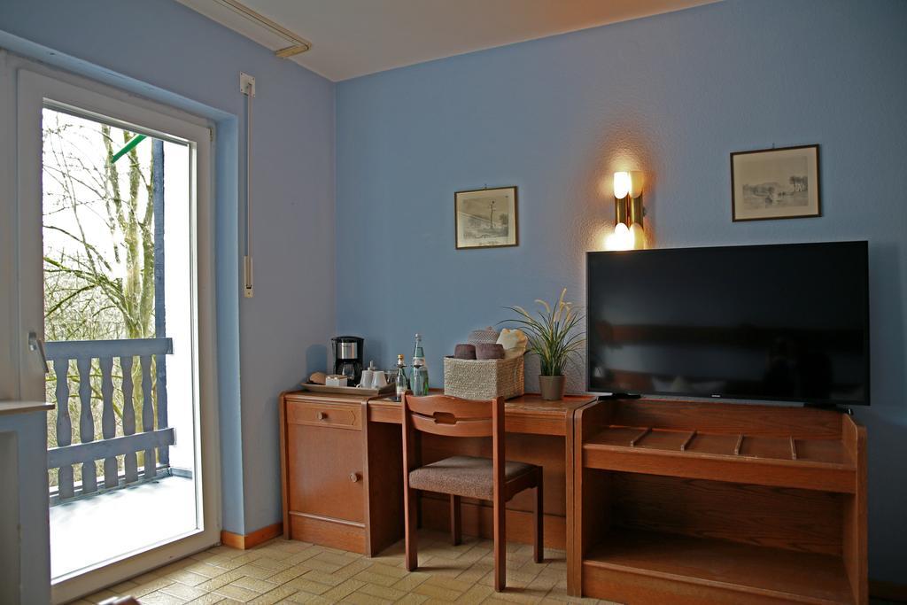 Hotel In Der Strassen Solingen Dış mekan fotoğraf