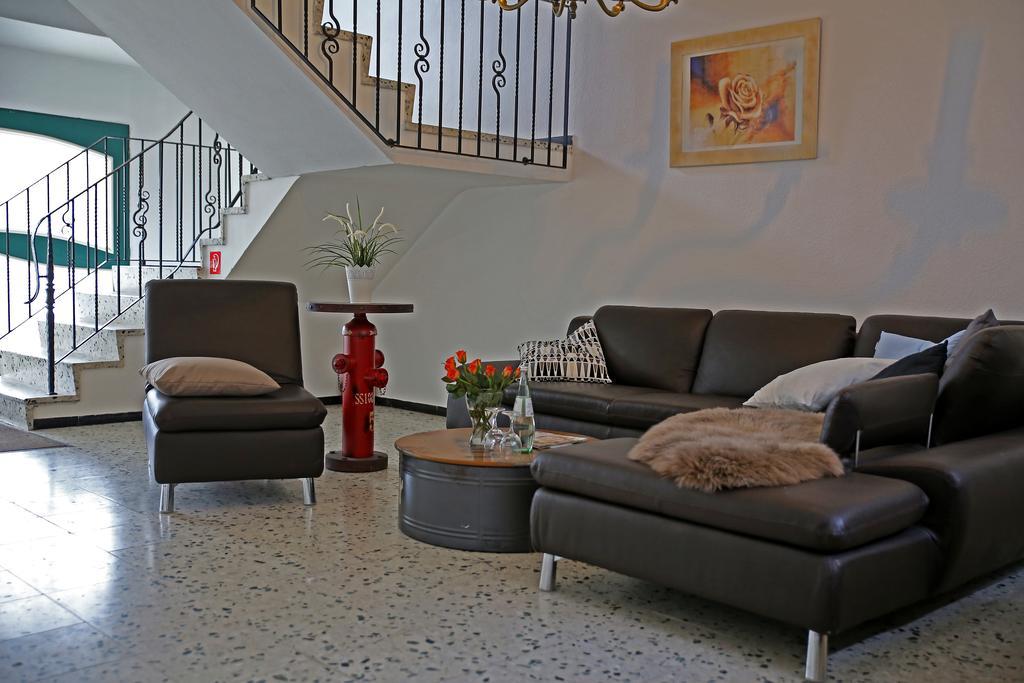 Hotel In Der Strassen Solingen Dış mekan fotoğraf